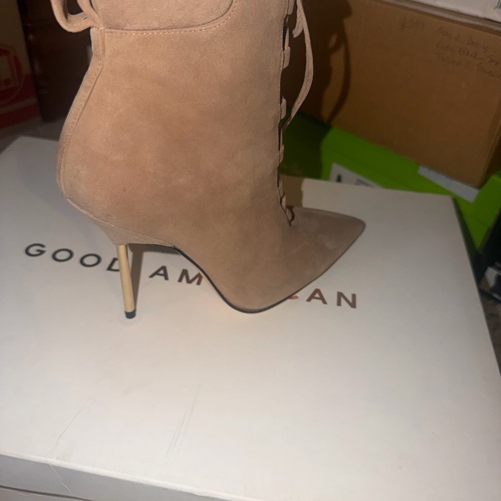Good American Suede Lace-Up Stiletto Ankle Boots color Stone - Picture 9 of 16